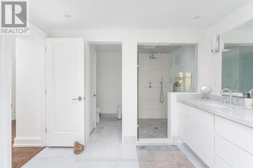 88 Binscarth Road, Toronto, ON - Indoor Photo Showing Bathroom