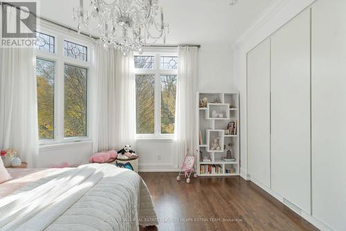 88 Binscarth Road, Toronto, ON - Indoor Photo Showing Bedroom