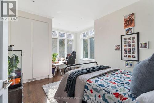 88 Binscarth Road, Toronto, ON - Indoor Photo Showing Bedroom