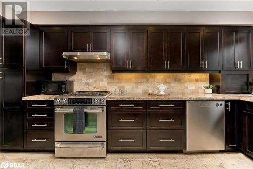 4 Lynden Circle, Georgetown, ON - Indoor Photo Showing Kitchen