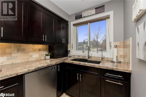 4 Lynden Circle, Georgetown, ON - Indoor Photo Showing Kitchen With Double Sink