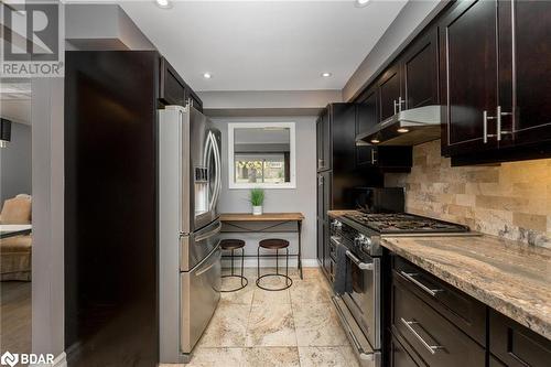 4 Lynden Circle, Georgetown, ON - Indoor Photo Showing Kitchen