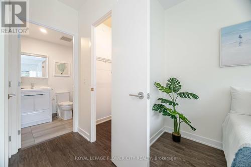 604 - 212 King William Street, Hamilton, ON - Indoor Photo Showing Bathroom