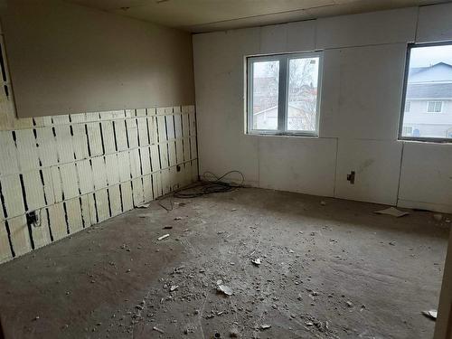 426 Fifth Avenue, Thunder Bay, ON - Indoor Photo Showing Other Room