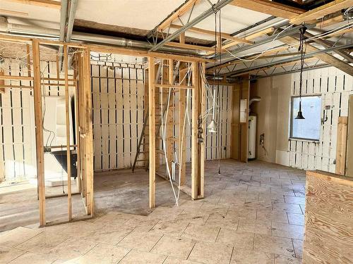 426 Fifth Avenue, Thunder Bay, ON - Indoor Photo Showing Basement