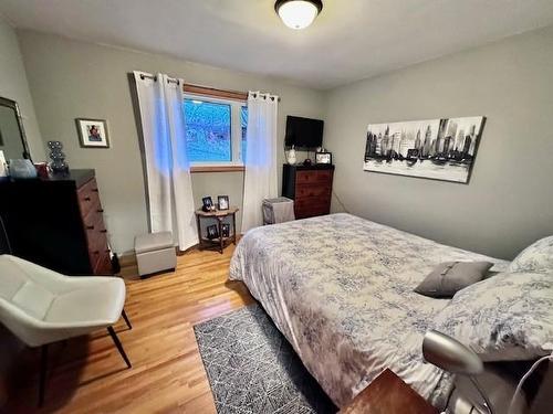 359 Royal Street, Thunder Bay, ON - Indoor Photo Showing Bedroom