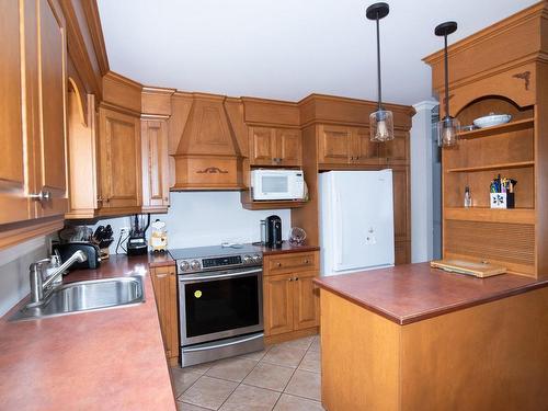 Kitchen - 20 Rue De La Bastille, Rivière-Du-Loup, QC - Indoor Photo Showing Kitchen