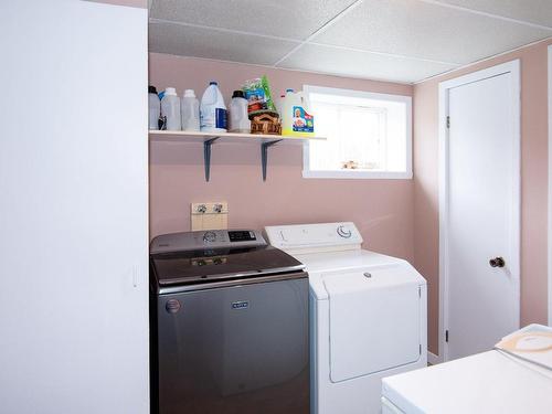 Laundry room - 20 Rue De La Bastille, Rivière-Du-Loup, QC - Indoor Photo Showing Laundry Room