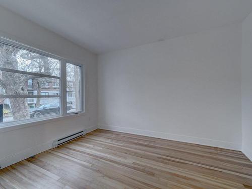 Master bedroom - 577 Rue Taillon, Montréal (Mercier/Hochelaga-Maisonneuve), QC - Indoor Photo Showing Other Room