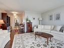 2301-2829 Arbutus Rd, Saanich, BC  - Indoor Photo Showing Living Room 