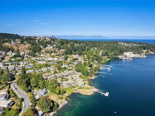 3067 Hammond Bay Rd, Nanaimo, BC 