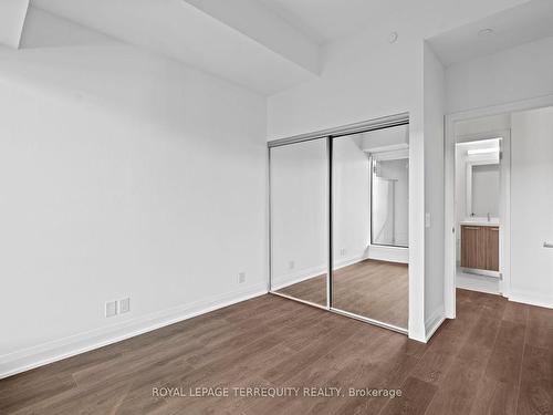 627-33 Frederick Todd Way, Toronto, ON - Indoor Photo Showing Other Room