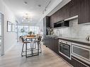 508-90 Queens Wharf Rd, Toronto, ON  - Indoor Photo Showing Kitchen With Upgraded Kitchen 