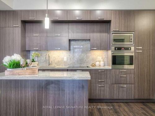 710-120 Harrison Garden Blvd, Toronto, ON - Indoor Photo Showing Kitchen With Upgraded Kitchen