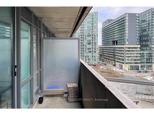 808-20 Joe Shuster Way, Toronto, ON - Outdoor With Balcony