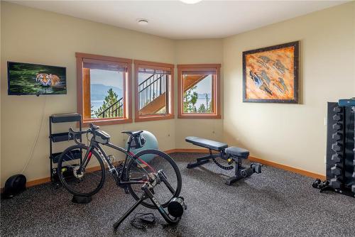 434 Viewcrest Road, Kelowna, BC - Indoor Photo Showing Gym Room