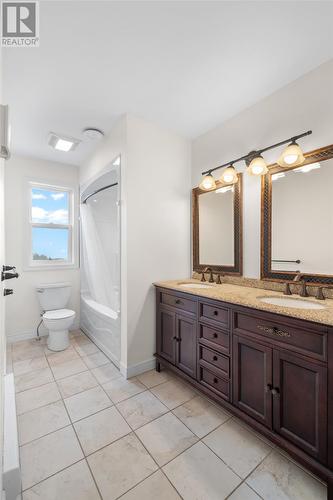 7 Gander Crescent, St. John'S, NL - Indoor Photo Showing Bathroom