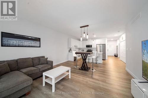 218 Elora Street, Minto, ON - Indoor Photo Showing Living Room