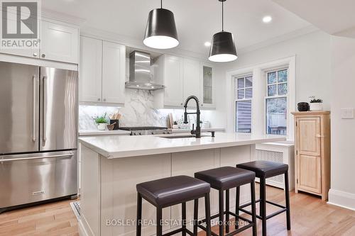 502 Davisville Avenue, Toronto, ON - Indoor Photo Showing Kitchen With Upgraded Kitchen