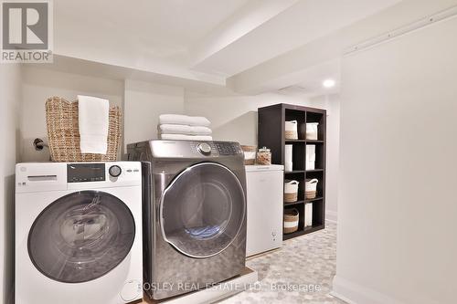 502 Davisville Avenue, Toronto, ON - Indoor Photo Showing Laundry Room