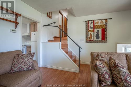 28 Jasper Avenue, Chatham, ON - Indoor Photo Showing Living Room