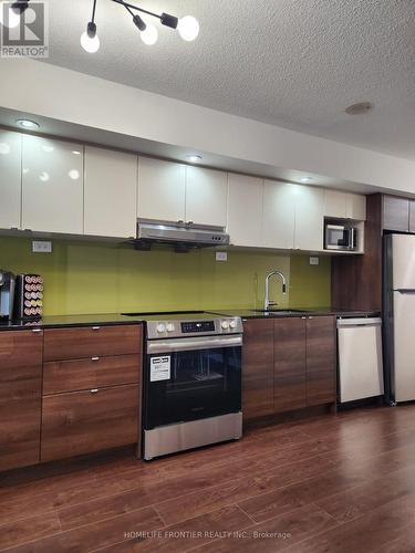 1806 - 121 Mcmahon Drive, Toronto, ON - Indoor Photo Showing Kitchen