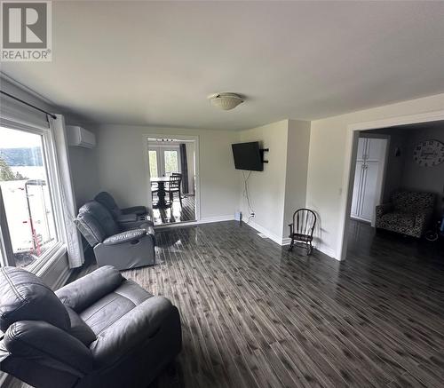 10 Gillingham Lane, Kings Point, NL - Indoor Photo Showing Living Room