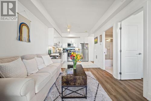 1508 - 1215 Bayly Street, Pickering, ON - Indoor Photo Showing Living Room