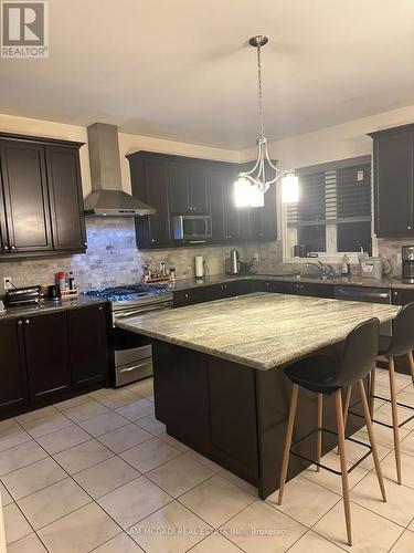 184 Raymond Road, Hamilton, ON - Indoor Photo Showing Kitchen