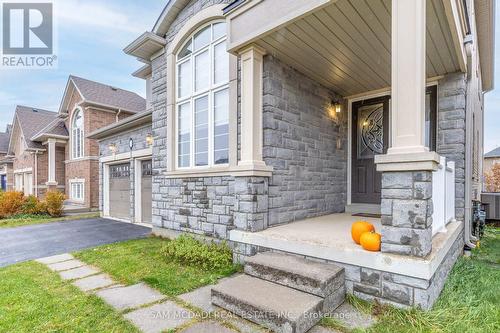 184 Raymond Road, Hamilton, ON - Outdoor With Facade