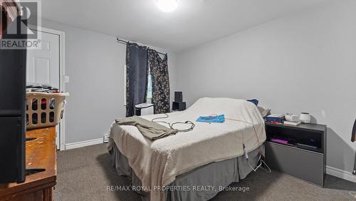 102 King Street, Norfolk, ON - Indoor Photo Showing Bedroom