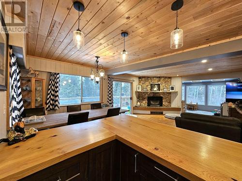 4975 Plateau Road, 108 Mile Ranch, BC - Indoor