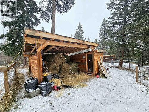 4975 Plateau Road, 108 Mile Ranch, BC - Outdoor