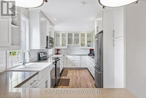 126 Aldred Drive, Scugog, ON - Indoor Photo Showing Kitchen With Stainless Steel Kitchen With Upgraded Kitchen