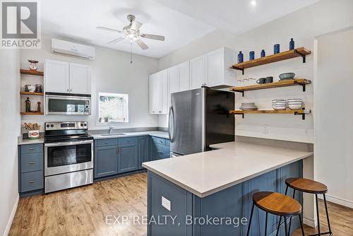 126 Aldred Drive, Scugog, ON - Indoor Photo Showing Kitchen With Stainless Steel Kitchen