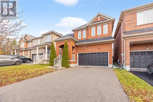 11 Chambersburg Way, Whitchurch-Stouffville, ON - Outdoor With Facade