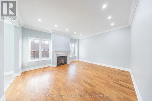 11 Chambersburg Way, Whitchurch-Stouffville, ON - Indoor With Fireplace