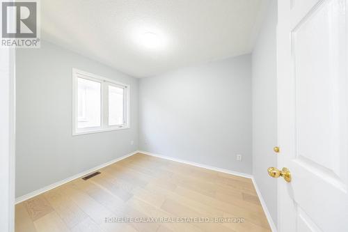 11 Chambersburg Way, Whitchurch-Stouffville, ON - Indoor Photo Showing Other Room