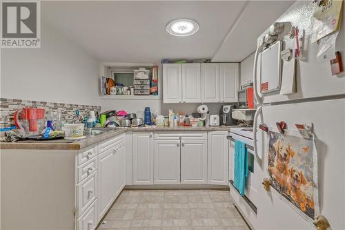 392 St George Street, Sudbury, ON - Indoor Photo Showing Kitchen