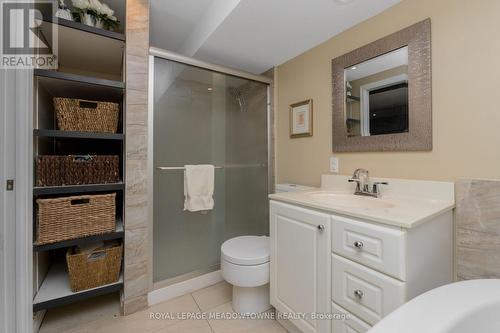 4 Lynden Circle, Halton Hills, ON - Indoor Photo Showing Bathroom