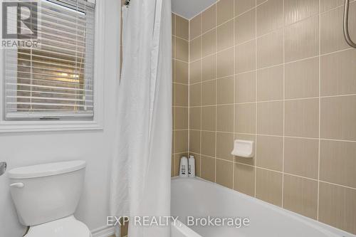 44 Aitchison Avenue, Southgate, ON - Indoor Photo Showing Bathroom