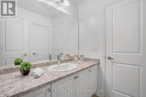 44 Aitchison Avenue, Southgate, ON - Indoor Photo Showing Bathroom