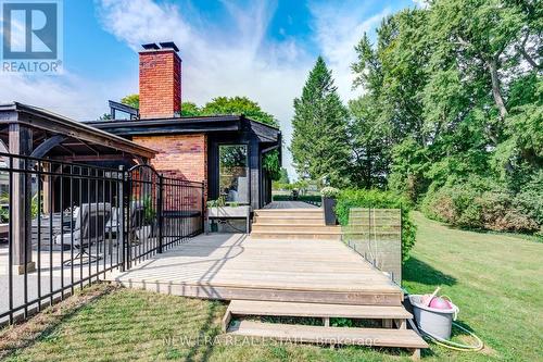 380 Parkside Drive, Hamilton, ON - Outdoor