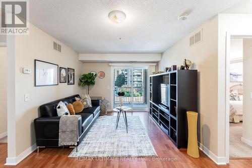 301 - 4 Dayspring Circle, Brampton, ON - Indoor