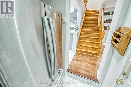 34 Hyacinth Crescent, Toronto, ON - Indoor Photo Showing Other Room