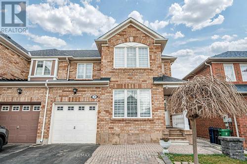 34 Hyacinth Crescent, Toronto, ON - Outdoor With Facade