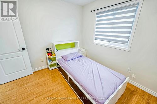 34 Hyacinth Crescent, Toronto, ON - Indoor Photo Showing Bedroom