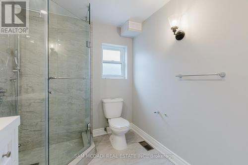 1198 Willowbrook Drive S, Oakville, ON - Indoor Photo Showing Bathroom