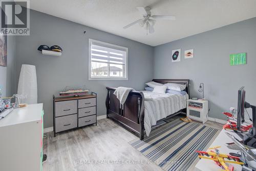 81 Dyer Court, Cambridge, ON - Indoor Photo Showing Bedroom