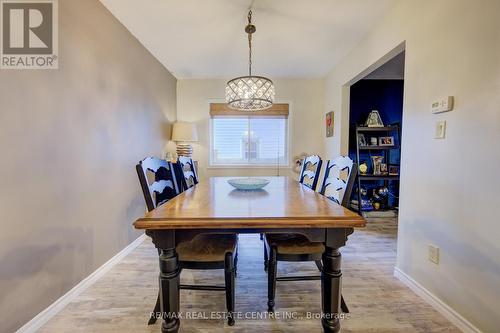 81 Dyer Court, Cambridge, ON - Indoor Photo Showing Dining Room